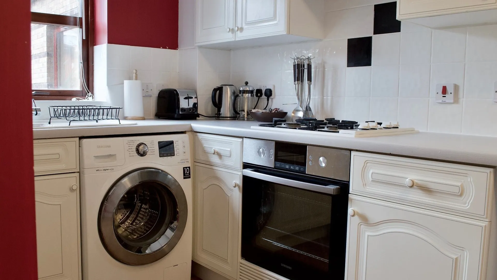 Ground Floor Flat In Edinburgh Apartment